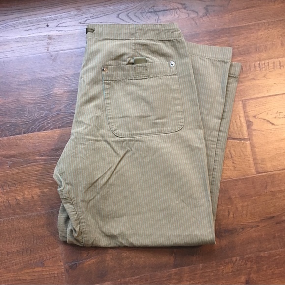 Patagonia pinstripe Capri pants - Picture 6 of 6